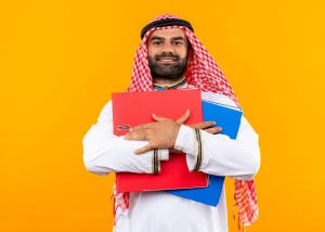 المناهج التعليمية في قطر: تحليل معمّق للخصائص، التحديات، والتطورات المستقبلية